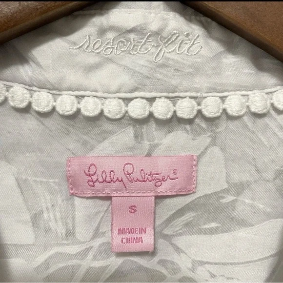 Lilly Pulitzer Women’s Small Sheer White Shirt Dress Button Cover Up *READ* - Picture 2 of 8